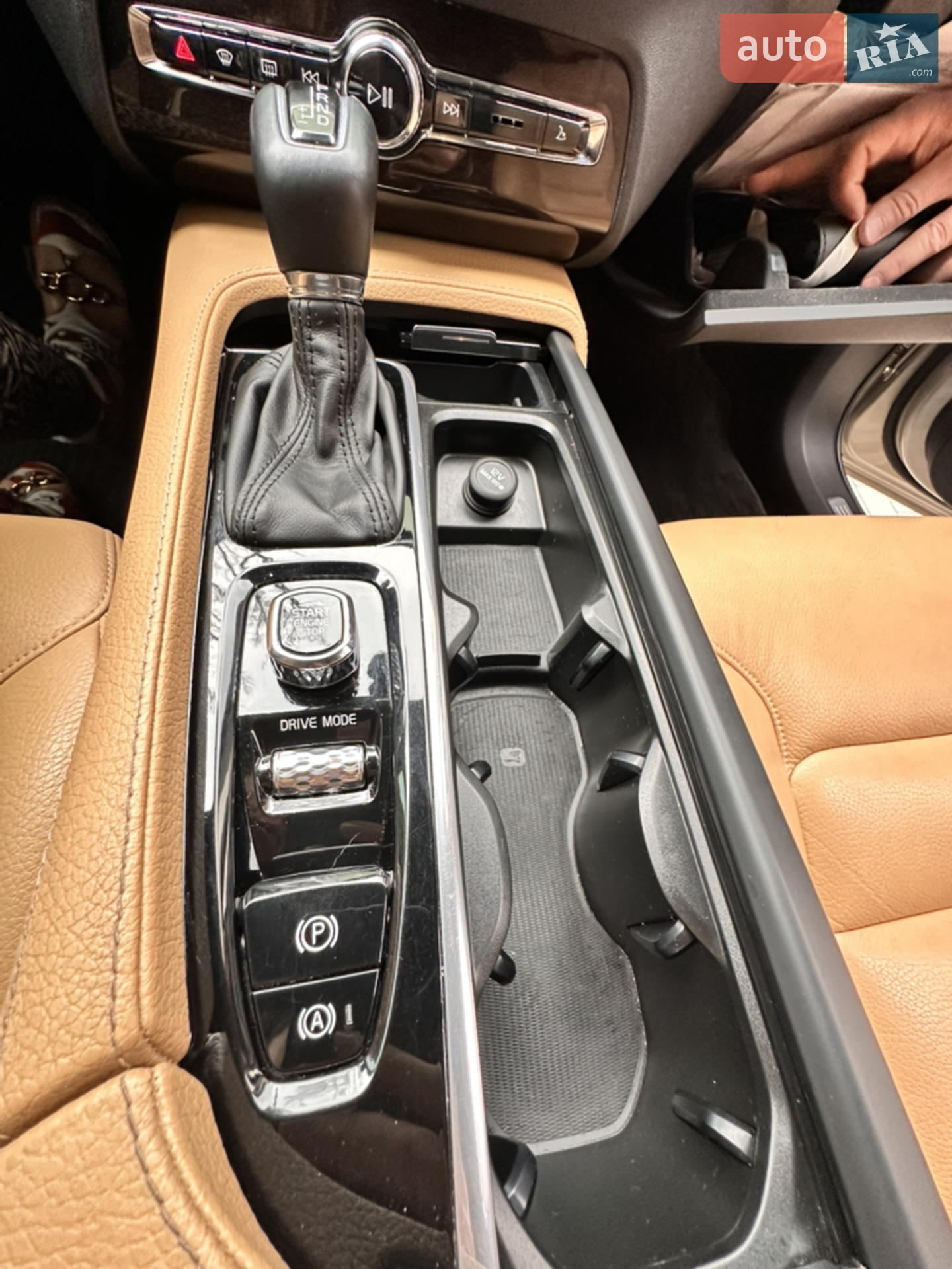 2018 Volvo XC90 - мініатюра 16