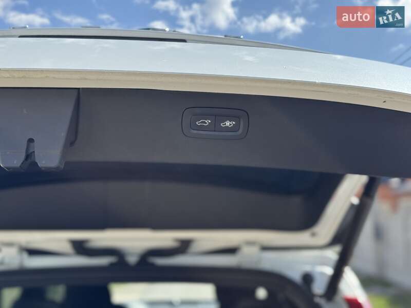 Внедорожник / Кроссовер Volvo XC90 2015 в Тернополе