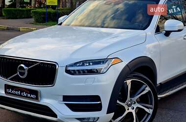 Внедорожник / Кроссовер Volvo XC90 2015 в 