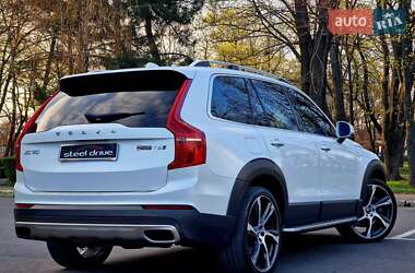 Внедорожник / Кроссовер Volvo XC90 2015 в 