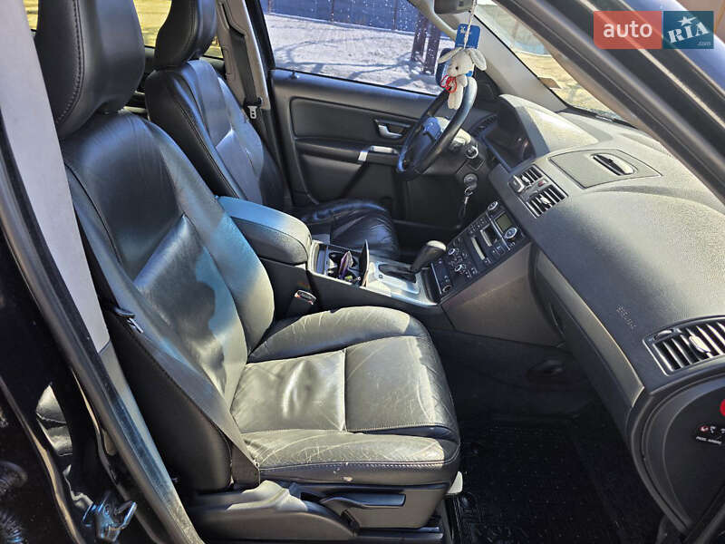 Внедорожник / Кроссовер Volvo XC90 2011 в Рава-Русской