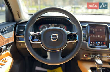 Позашляховик / Кросовер Volvo XC90 2016 в 
