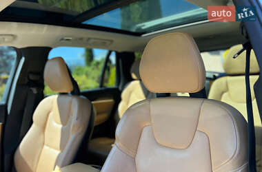 Позашляховик / Кросовер Volvo XC90 2016 в 