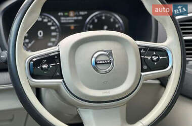 Внедорожник / Кроссовер Volvo XC90 2019 в 