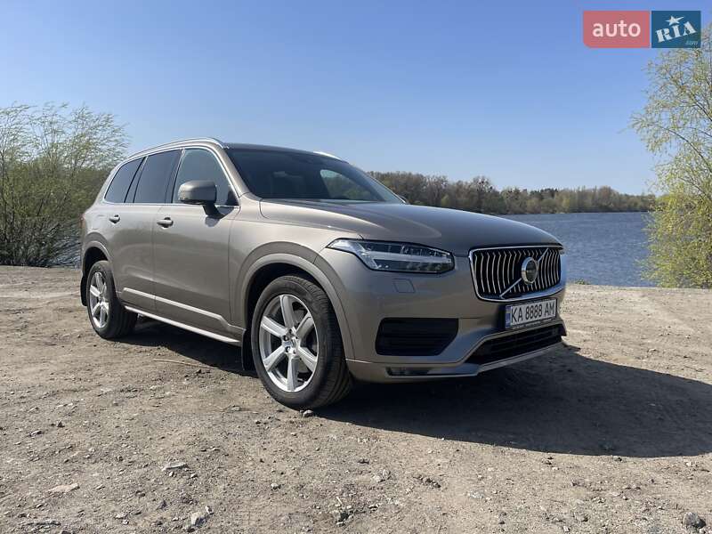 Внедорожник / Кроссовер Volvo XC90 2020 в 