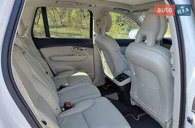 Внедорожник / Кроссовер Volvo XC90 2020 в 