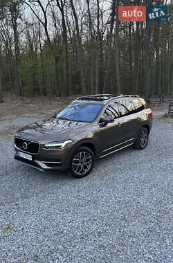 Внедорожник / Кроссовер Volvo XC90 2015 в 