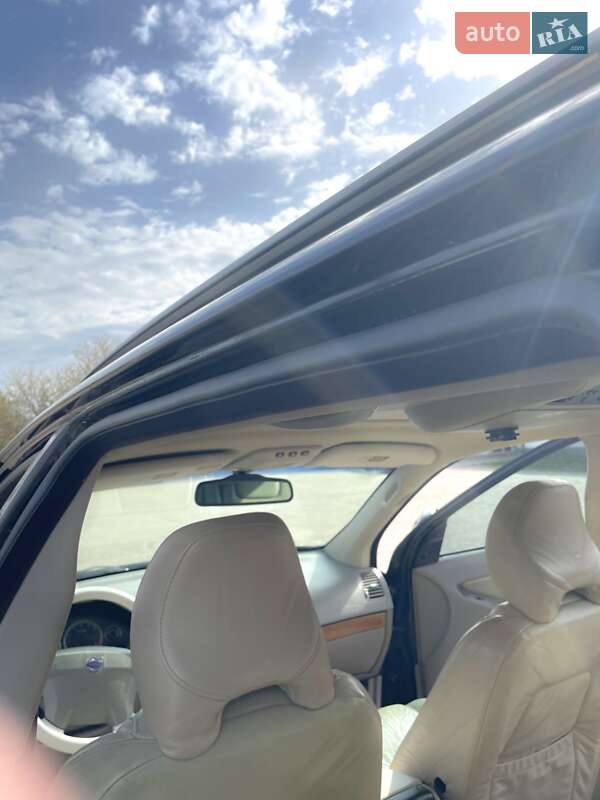 Позашляховик / Кросовер Volvo XC90 2004 в Бурштині