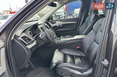 Внедорожник / Кроссовер Volvo XC90 2022 в 