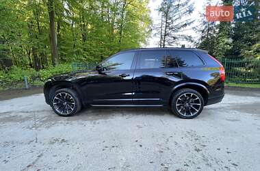 Внедорожник / Кроссовер Volvo XC90 2017 в 