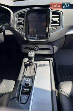 Внедорожник / Кроссовер Volvo XC90 2015 в 