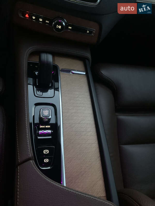 Позашляховик / Кросовер Volvo XC90 2020 в Харкові фото 16 Позашляховик / Кросовер Volvo XC90 2020 в Харкові