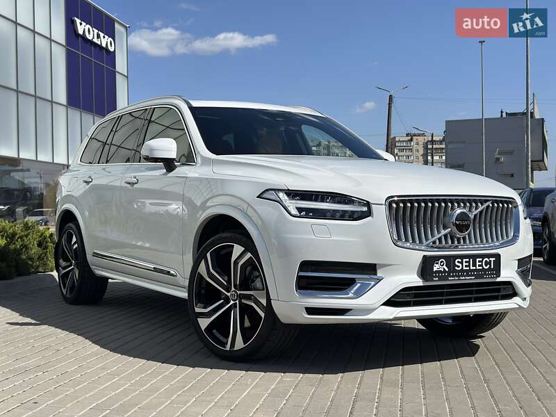 Внедорожник / Кроссовер Volvo XC90 2023 в 