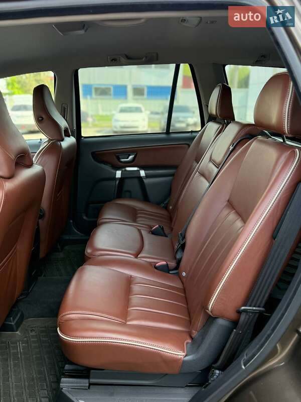 Позашляховик / Кросовер Volvo XC90 2013 в Києві