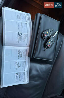 Внедорожник / Кроссовер Volvo XC90 2010 в 