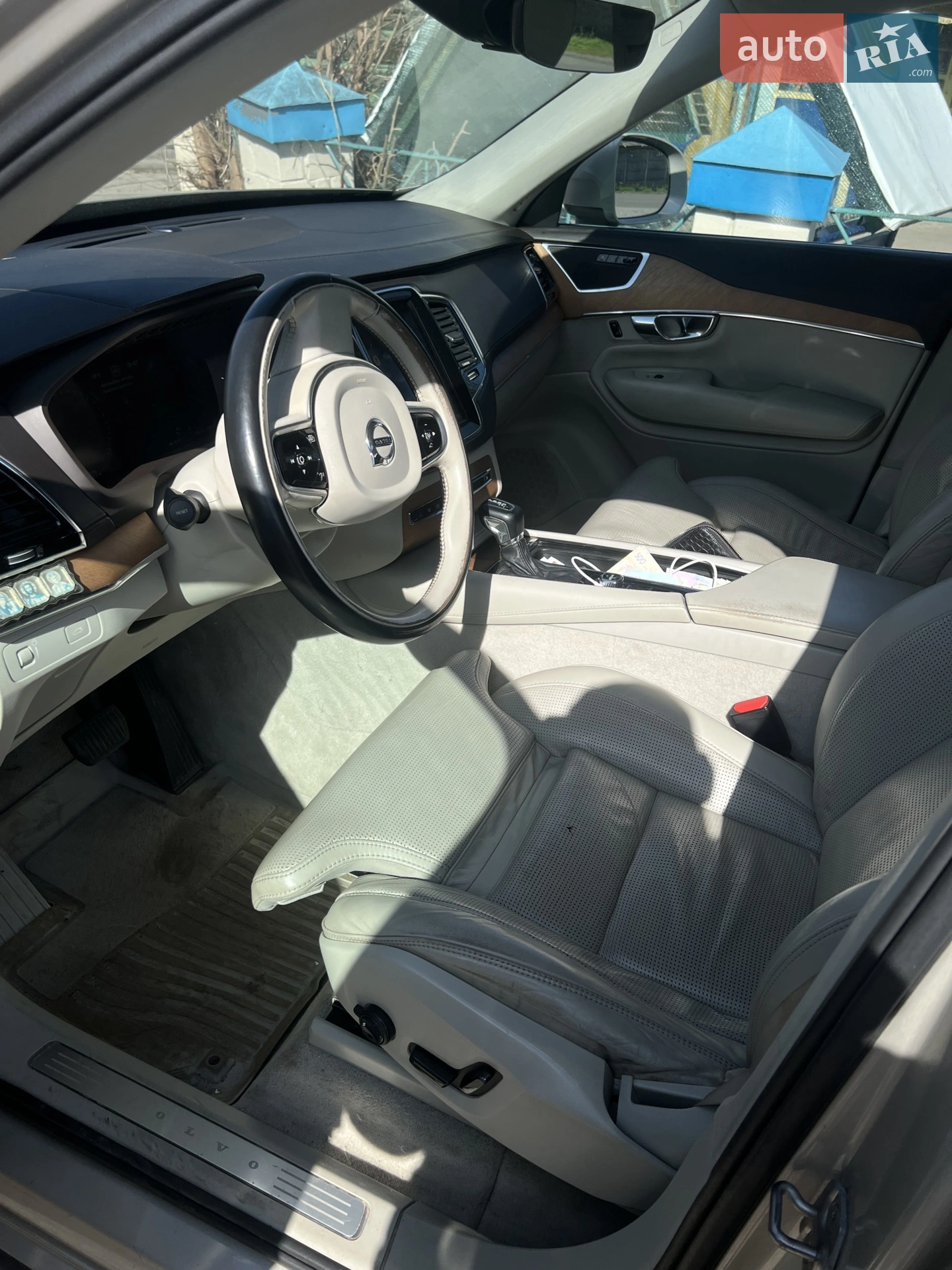 2015 Volvo XC90 - мініатюра 8