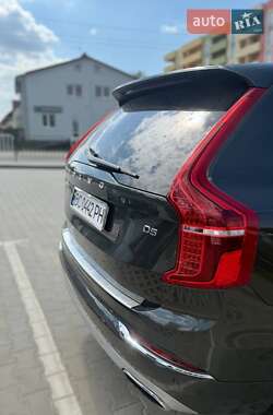 Позашляховик / Кросовер Volvo XC90 2017 в 