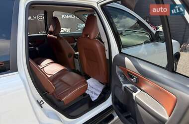 Позашляховик / Кросовер Volvo XC90 2011 в 