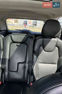 Внедорожник / Кроссовер Volvo XC90 2015 в 