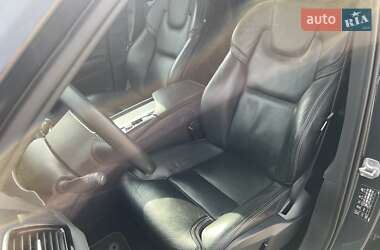 Позашляховик / Кросовер Volvo XC90 2015 в 
