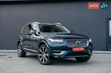 Внедорожник / Кроссовер Volvo XC90 2022 в 