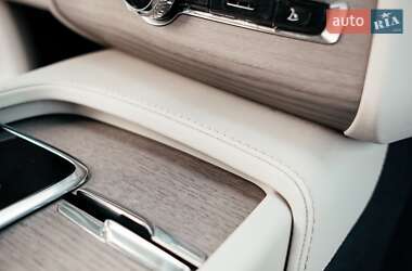 Внедорожник / Кроссовер Volvo XC90 2022 в 