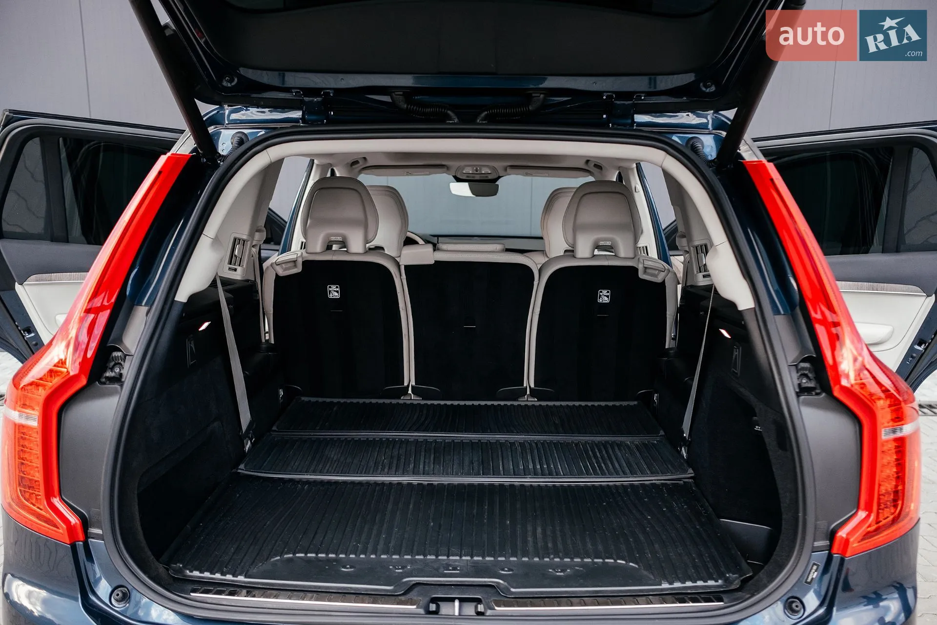 2022 Volvo XC90 - мініатюра 175