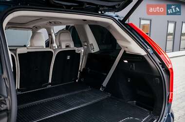Внедорожник / Кроссовер Volvo XC90 2022 в 