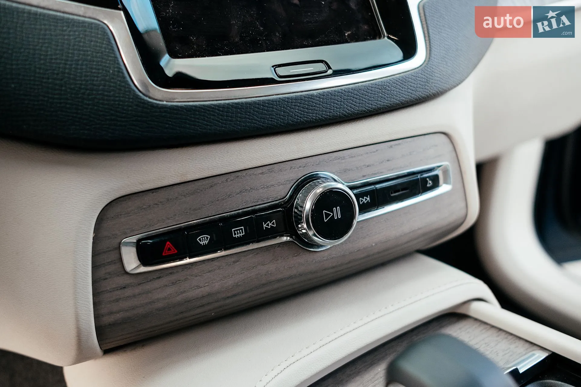 2022 Volvo XC90 - мініатюра 193