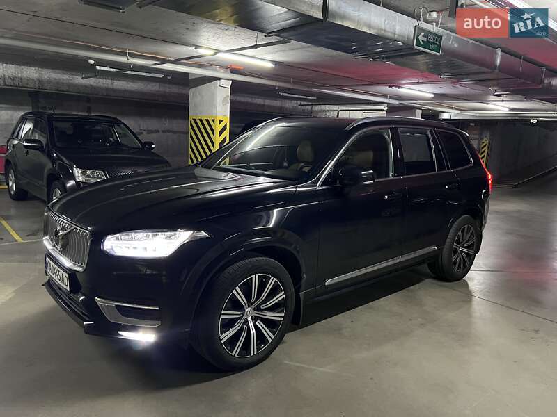 Volvo XC90 2021
