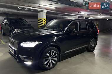 Внедорожник / Кроссовер Volvo XC90 2021 в 