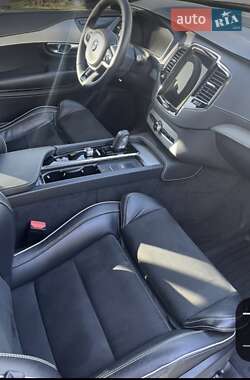 Внедорожник / Кроссовер Volvo XC90 2021 в 
