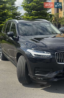 Внедорожник / Кроссовер Volvo XC90 2019 в 