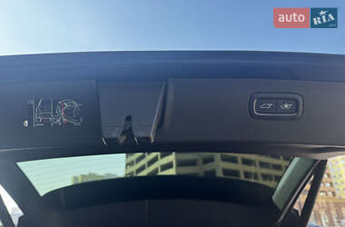 Внедорожник / Кроссовер Volvo XC90 2019 в 