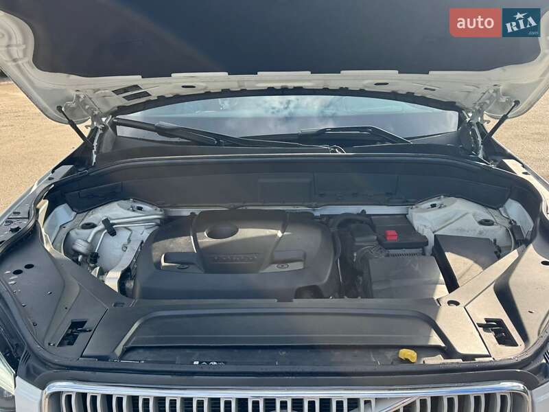 Внедорожник / Кроссовер Volvo XC90 2016 в Ахтырке