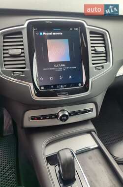 Позашляховик / Кросовер Volvo XC90 2022 в 