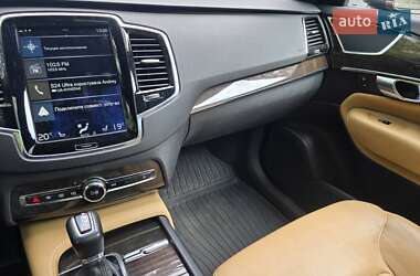 Внедорожник / Кроссовер Volvo XC90 2016 в 