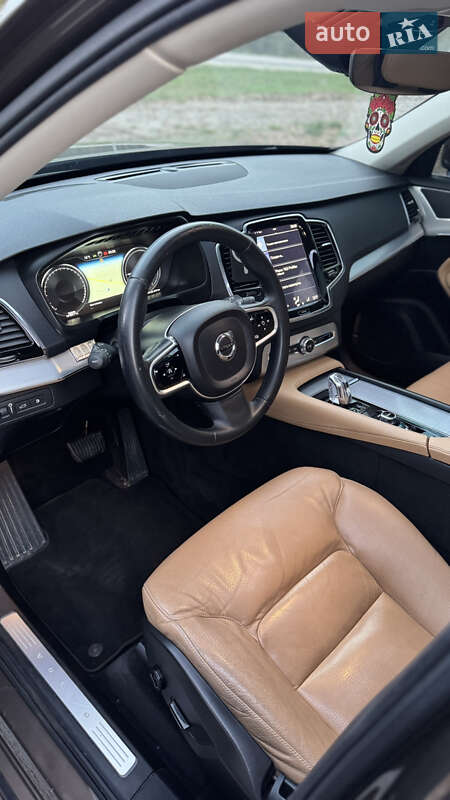 Позашляховик / Кросовер Volvo XC90 2015 в Радивиліві