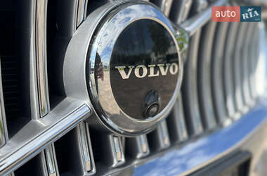Позашляховик / Кросовер Volvo XC90 2022 в 