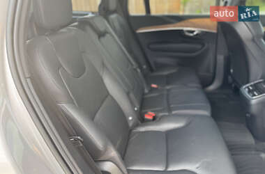 Позашляховик / Кросовер Volvo XC90 2022 в 