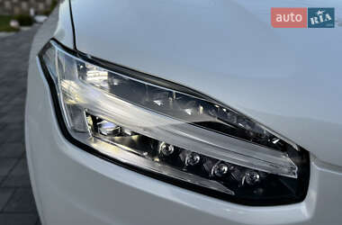 Внедорожник / Кроссовер Volvo XC90 2015 в 