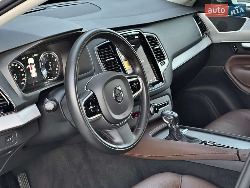 Позашляховик / Кросовер Volvo XC90 2019 в Києві