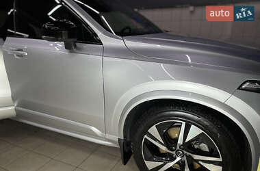 Позашляховик / Кросовер Volvo XC90 2020 в 