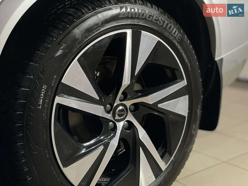 Внедорожник / Кроссовер Volvo XC90 2020 в Киеве фото 20 Внедорожник / Кроссовер Volvo XC90 2020 в Киеве