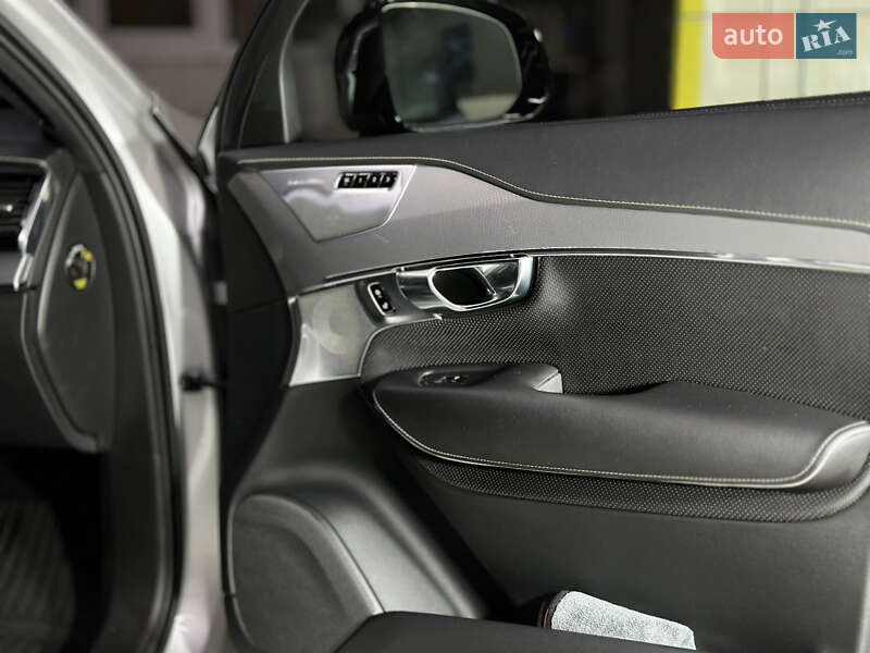 Внедорожник / Кроссовер Volvo XC90 2020 в Киеве фото 39 Внедорожник / Кроссовер Volvo XC90 2020 в Киеве