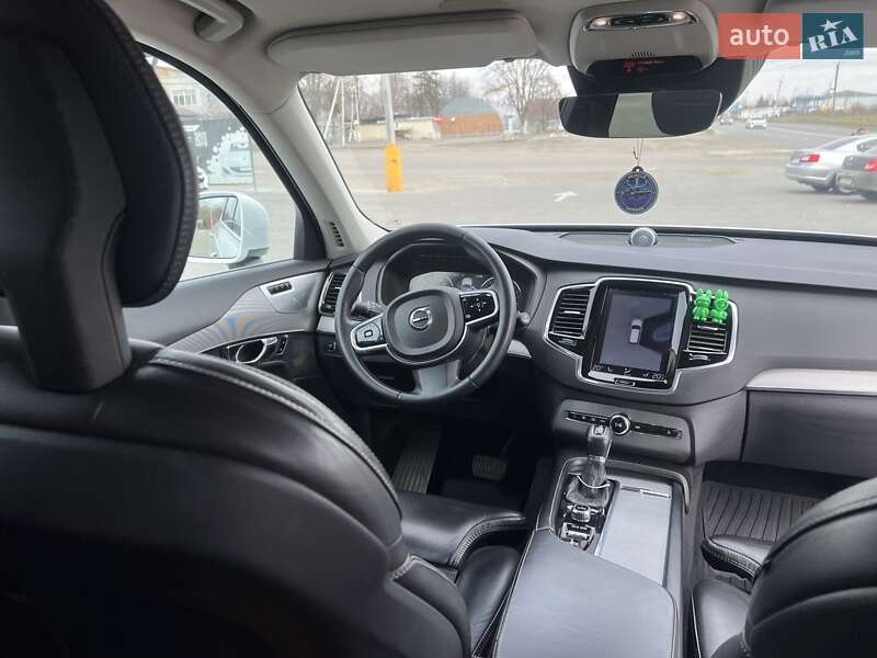 Внедорожник / Кроссовер Volvo XC90 2015 в Черновцах