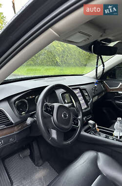 Внедорожник / Кроссовер Volvo XC90 2016 в 