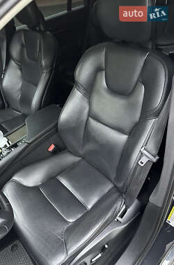 Внедорожник / Кроссовер Volvo XC90 2016 в 