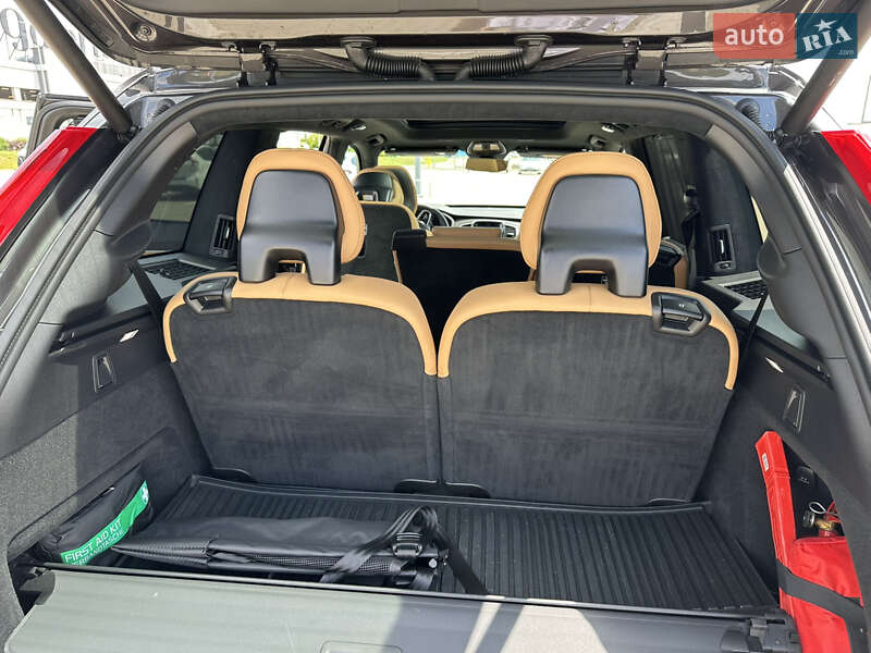 Внедорожник / Кроссовер Volvo XC90 2024 в Ужгороде