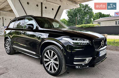 Позашляховик / Кросовер Volvo XC90 2020 в 